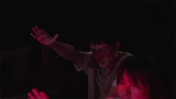 【AI幻想时间到】迪丽热巴挑战指令游戏：点到谁今晚就属于你！